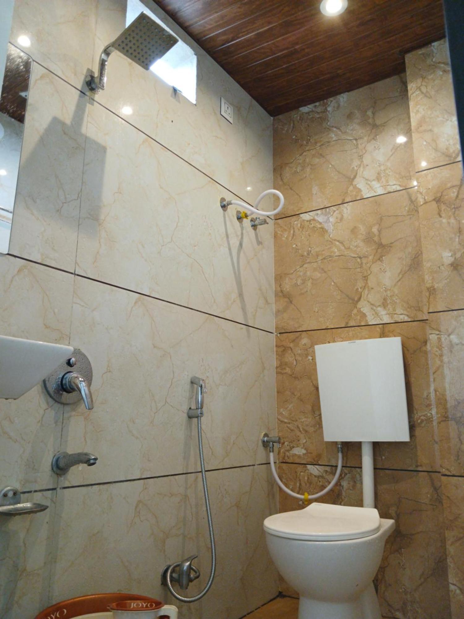 Hotel Jyoti Shree Ujjain Bagian luar foto